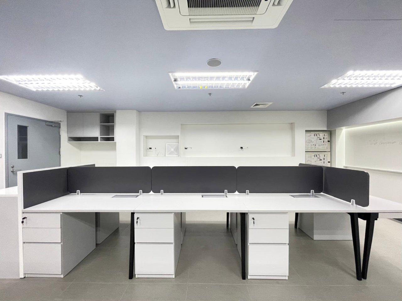 PCG Production OFFICE_4