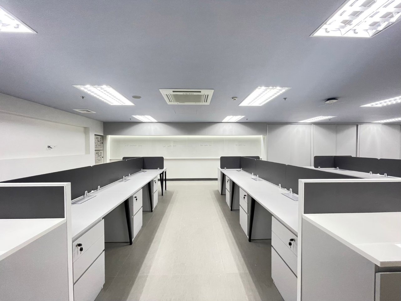 PCG Production OFFICE_5